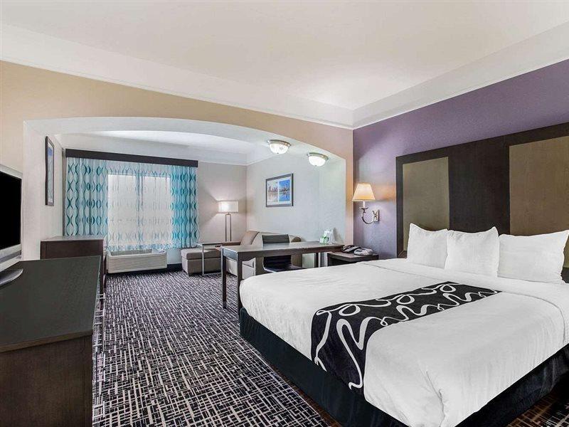 La Quinta Inn & Suites Fultondale Eksteriør bilde
