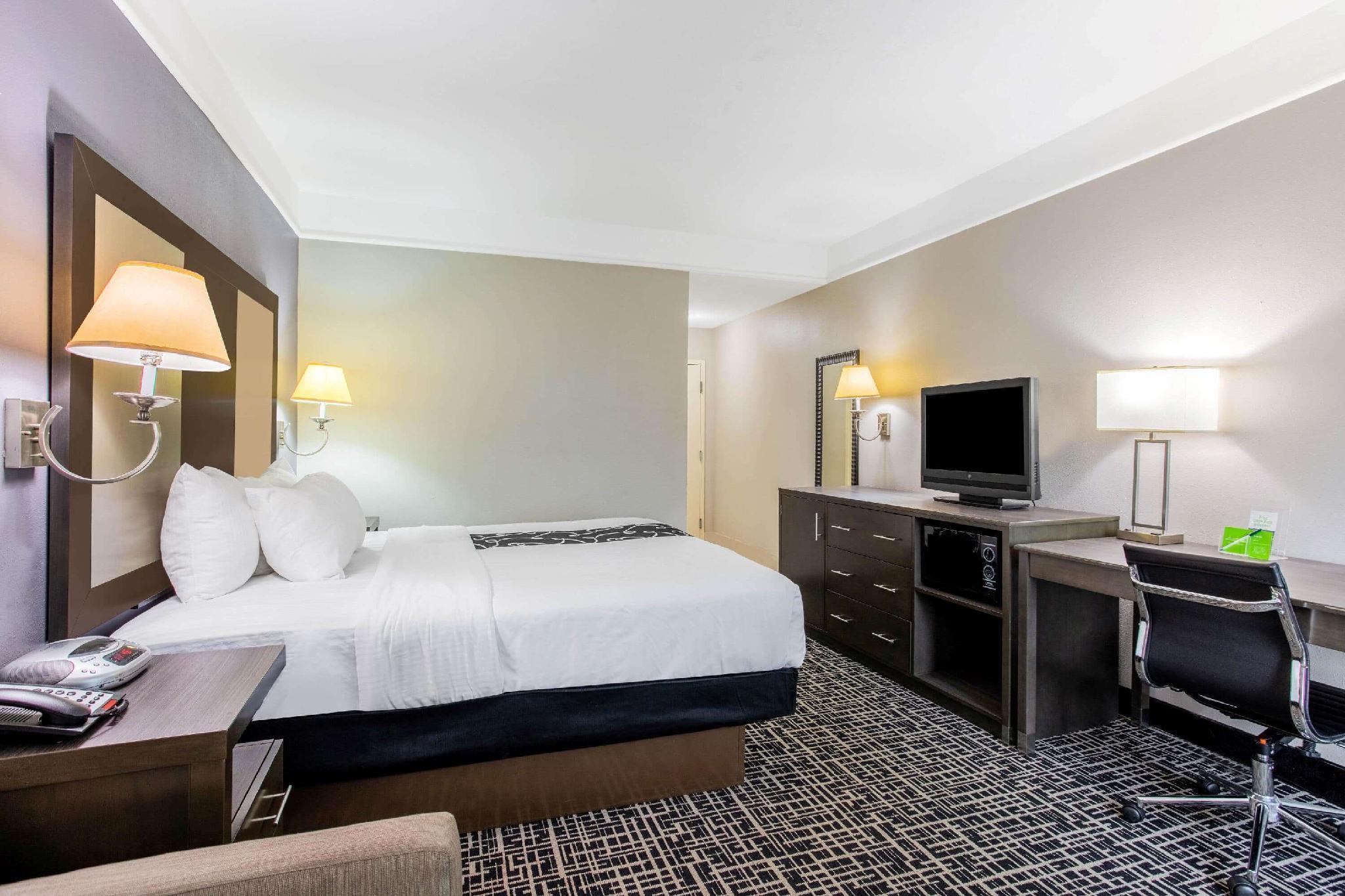 La Quinta Inn & Suites Fultondale Eksteriør bilde