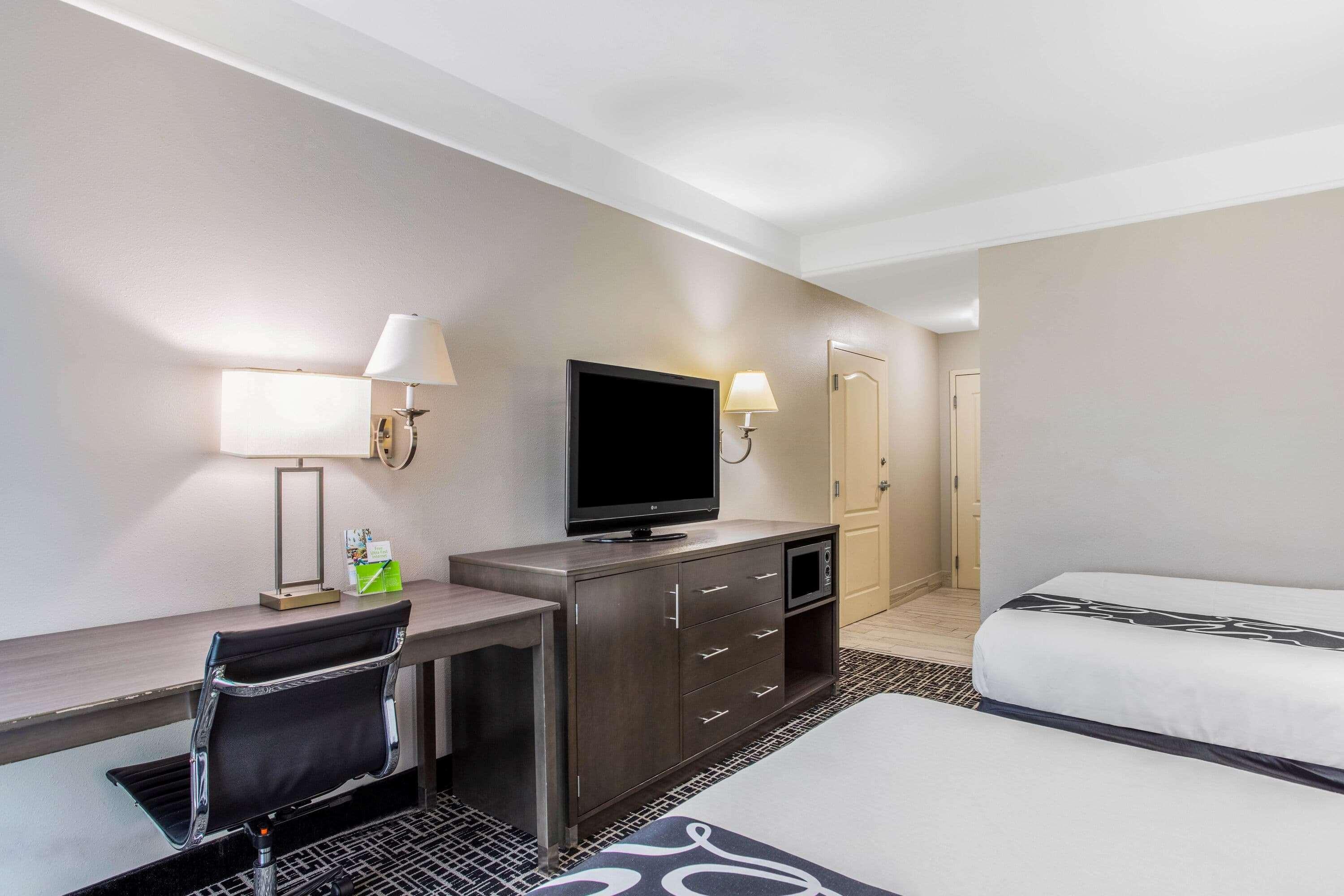 La Quinta Inn & Suites Fultondale Eksteriør bilde